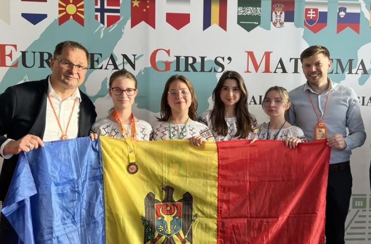 Două eleve din Moldova au obținut medalii în cadrul Olimpiadei Europene de Matematică pentru fete