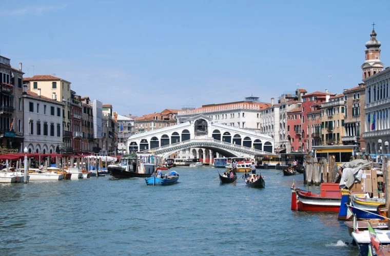 De mîine turiștii achită taxă de intrare în Veneția Cine face excepție
