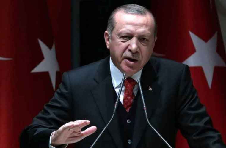 Erdogan acuză SUA că vor să formeze o „armată teroristă” 