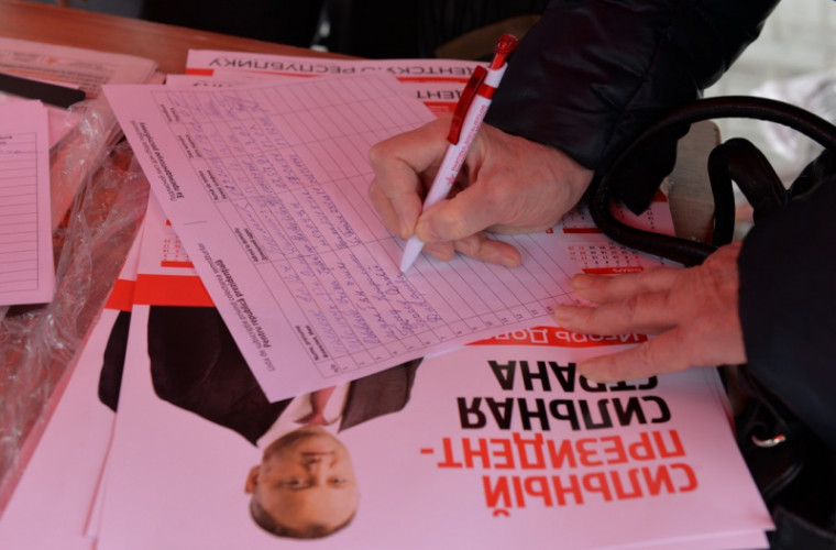 Cîte semnături în sprijinul republicii prezidențiale a colectat PSRM