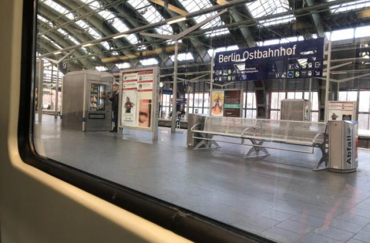 Un pachet suspect găsit într-o gară din Berlin a pus pe jar mai multă lume