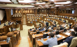 Șefii mai multor instituții luați la control de Parlament Proiect votat în lectură finală