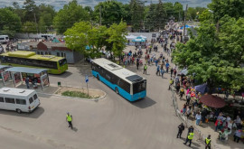 Moldovenii se întorc de la Paștele Blajinilor