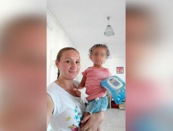 В Италии социальные службы отобрали ребенка у молдаванки девушка в отчаянии