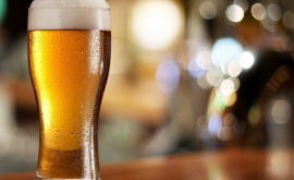 Ministerul Sănătății solicită interzicerea publicității la bere