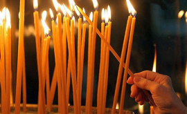Приложение с помощью которого можно зажечь свечи в церкви
