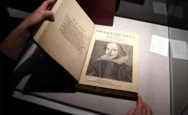 Un volum rar scris de Shakespeare vîndut cu aproape 10 milioane de dolari