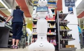 Pandemia accelerează transferul muncii de la oameni la roboţi relevă un studiu al Forumului Economic Mondial