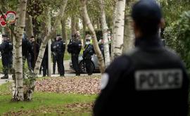 Franţa interzice un grup islamist în urma uciderii unui profesor