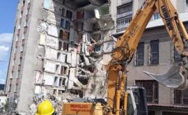 Начался снос поврежденного здания в городе Атаки