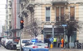 В Милане произошел захват заложников в банке ФОТО
