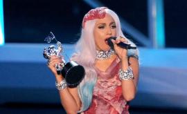 Lady Gaga a revenit la rochia din carne crudă VIDEO