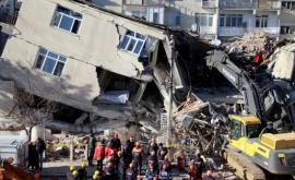 Число погибших при землетрясении в Турции достигло 115