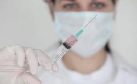 Вакцинация в эпоху коронавируса добровольно или принудительно