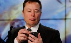Elon Musk a făcut 4 teste Covid în aceeași zi