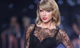 Taylor Swift marea cîştigătoare a galei American Music Awards