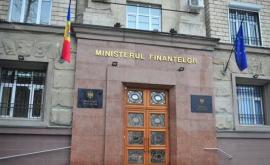 Ministerul Finanțelor dezminte știrile despre impozitarea coletelor