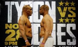 Lupta anului dintre Mike Tyson şi Roy Jones Jr sa terminat la egalitate