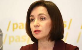 Санду призвали отказаться от румынского гражданства 