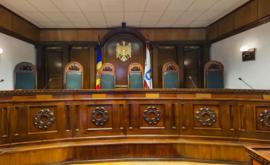 Платформа DA обратилась в Конституционный суд требуя отмены ряда законов