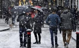 Meteorologii anunță o săptămînă cu ninsori lapoviță şi ploi