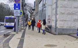 Capitala se va alege curînd cu încă un trotuar renovat FOTO