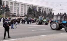 CENTRUL capitalei a fost deblocat Fermierii șiau încheiat protestul