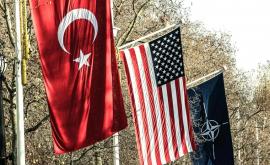 НАТО сожалеет о санкциях США против Турции