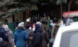 Protest la Lăpușna locuitorii au blocat drumul