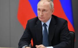 Путин объявил о слезании с нефтяной иглы