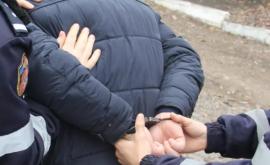 Un tînăr de 24 de ani reținut în cazul triplului omor din raionul Ocnița