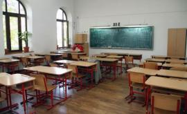 Procesul de studii în școlile din Chișinău va fi reluat pe 11 ianuarie