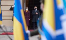Zelensky despre vizita lui Sandu Apreciem că președintele nu se teme să numească Crimeea ucraineană