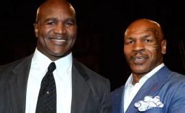 Holyfield și Tyson negociază o luptă de 200 de milioane de dolari
