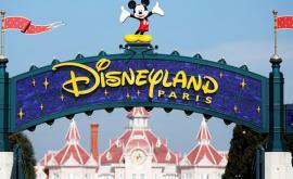  Redeschiderea la Disneyland Paris este amînată