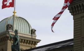 Elveția va organiza un referendum pentru a elimina puterea guvernului de a impune lockdown