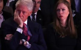 Bill Clinton a adormit la discursul lui Biden
