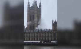 Palatul Westminster cuprins de flăcări