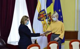 Девять человек получили гражданство Республики Молдова