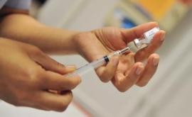 Почему миллионы японцев останутся без COVIDвакцины