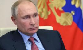 Putin spune că nu se va vaccina public 