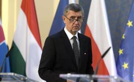 Премьер Чехии Мы можем начать вакцинацию Спутником V не дожидаясь одобрения ЕС