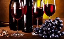 Польза красного вина для пожилых людей