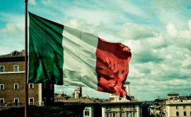 Италия погрязла в рекордных долгах