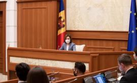 Майя Санду начала консультации с гражданским обществом и юристами по выходу из политического кризиса