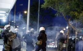 Proteste în Grecia Poliţia a intrat în mulțime