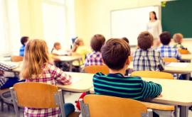 Elevii din clasele gimnaziale și liceale ar putea avea o nouă disciplină școlară 
