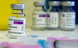 Vaccinul AstraZeneca a fost redenumit în Vaxzevria