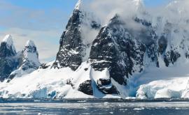 În Antarctica a căzut un asteroid periculos
