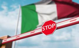 Italia a scurtat carantina la cinci zile pentru vizitatorii din 30 de ţări